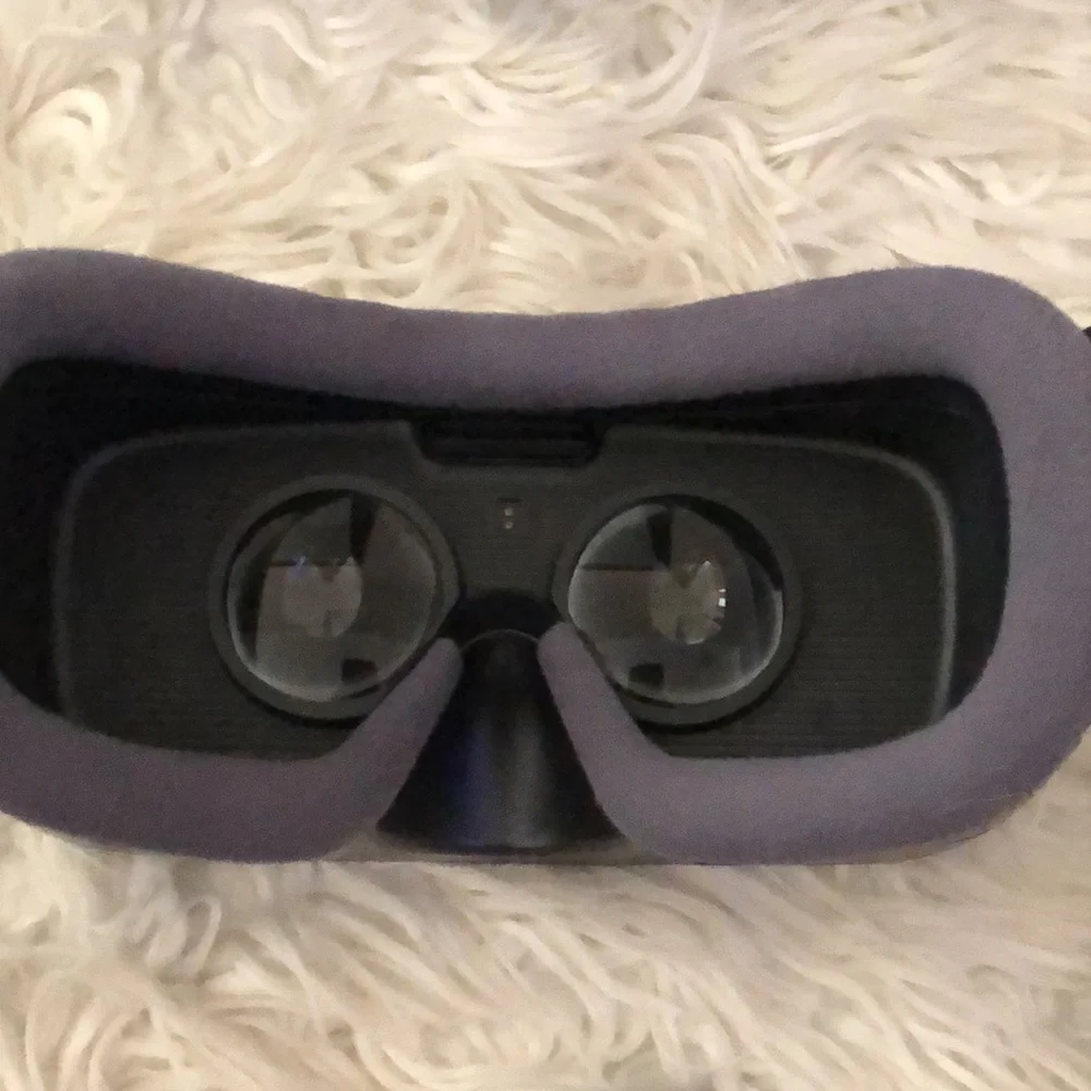 Samsung smartphone VR headset